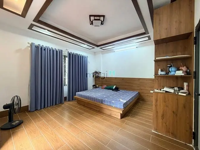 Bán Nhà Thạch Bàn - Cổ Linh, Lô Góc 30M X 5 Tầng - Ngõ Thông 2 Đầu Oto