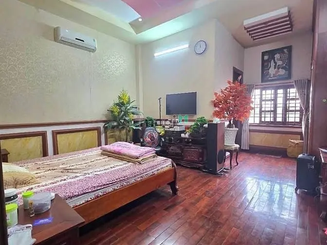 Nhà Đẹp Trung Tâm - Nguyễn Thượng Hiền - 55M2 -3Pn 2Wc -Giá Chỉ 2 Tỷ92