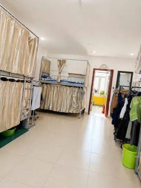 Góc Cho Thuê Ký Túc Xá Giá 1300K Bao Trọn Gói Tại 730 Bình Long, Tân Phú