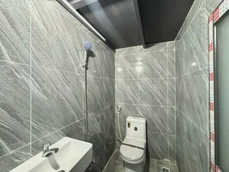 Phòng Mới 100%, Quạt Trần - 1 Gác + 1 Phòng Ngủ