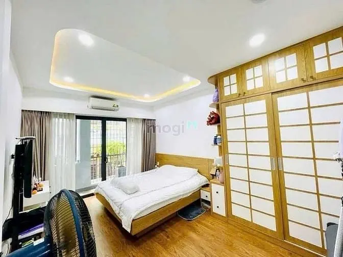 🏠 Hxh Nguyễn Thiện Thuật Q3 – Xe Hơi Ngủ Trong Nhà – 5 Tầng Mới Đẹp –