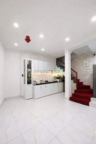 Hơn 1T590 - 32M2 - Full Nội Thất - Khu Vực Đường Hoa Phan Xích Long -