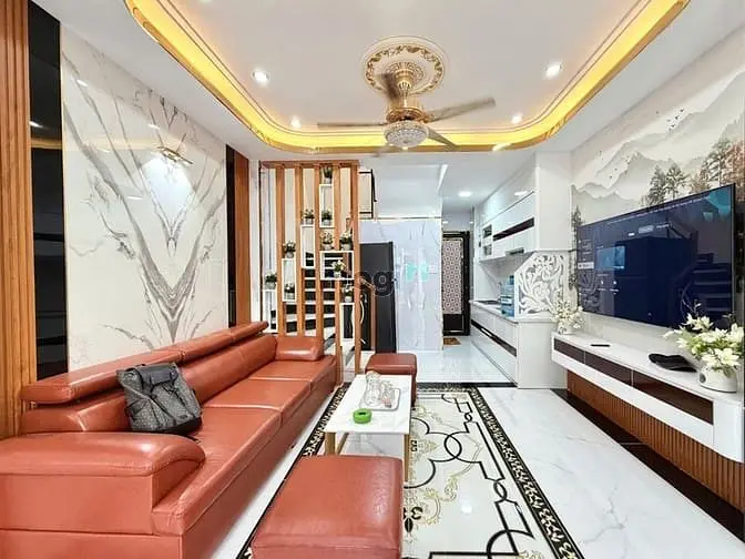 Bán Gấp Nhà Mới Đường Trần Quang Diệu, Phường 13, Quận 3, 5 Tầng, Giá