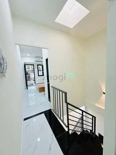 Ngay Quận 1 - 36M2 - Kế Hẽm Ô Tô - 2 Tầng - Phan Đình Phùng - Phú Nhuậ