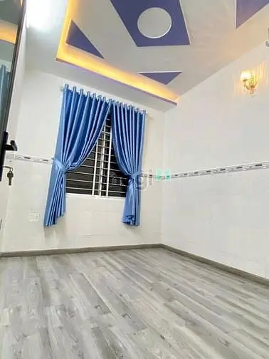 Đang Cần Tiền Gấp Nên Bán Căn Nhà Ngay Hẻm 2 Đường Số 2 Phường 15 Q11