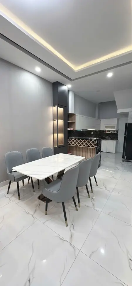 Cho Thuê Nhà Mới Đầy Đủ Nội Thất - 4Pn, 4Wc - Khu Trung Tâm Vạn Kiếp - Gần Phan Xích Long