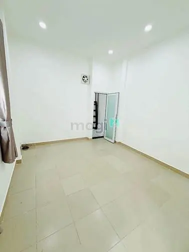 Chỉ 2 Tỷ 420 - Sở Hữu Ngay Nhà 1 Trệt 1 Lầu Tại Nguyễn Thị Định Q2 - 4