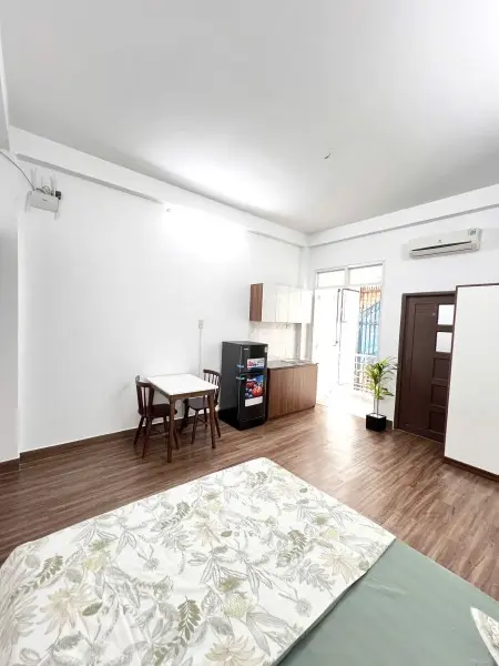 Cho Thuê Phòng Bình Thạnh Ban Công, Máy Giặt Riêng, Gần Chợ Bà Chiểu