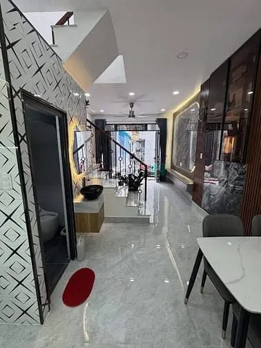 🏠 Bán Nhà Ni Sư Huỳnh Liên Tân Bình - 1 Trệt 2 Lầu - 4Pn 3Wc