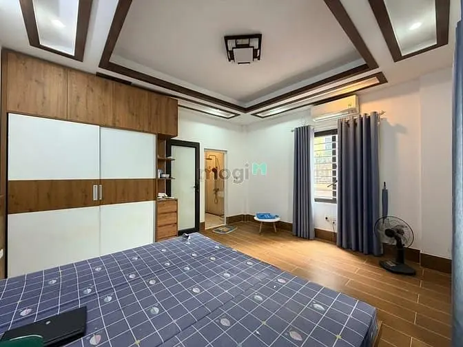 Bán Nhà Thạch Bàn - Cổ Linh, Lô Góc 30M X 5 Tầng - Ngõ Thông 2 Đầu Oto