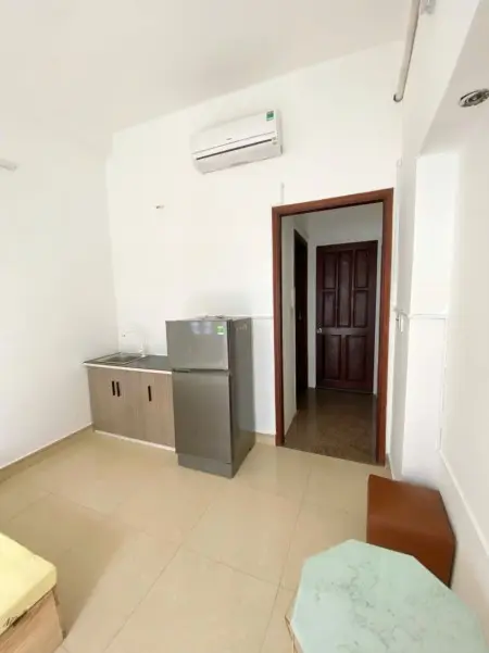 Cho Thuê Phòng Ban Công Full Nt, Nguyễn Thượng Hiền, Gần Phan Đăng Lưu, Bình Thạnh