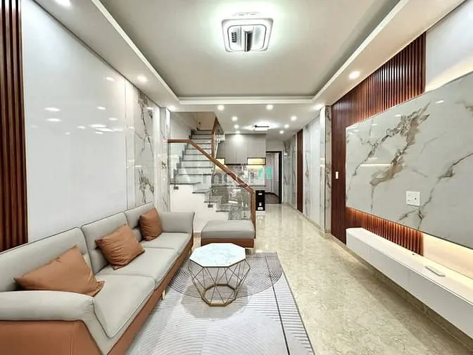 Hẻm Xe Tải Xô Viết Nghệ Tĩnh,Bthạnh-Dt:50M²-4Pn 5Wc-Giá:2,420 Tỷ,Ntcb-