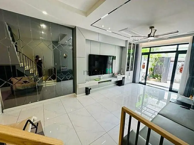 Nhà Đẹp Xịn Sò Tăng Nhơn Phú,Q9-Dt:50M²-Giá:1Tỷ3-3Pn 3Wc-Ntcb-Plrr