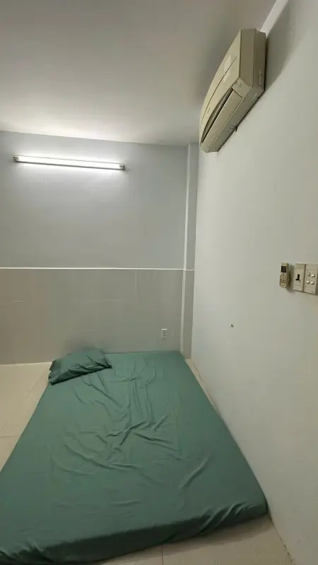 Cần Cho Nữ Thuê Phòng Máy Lạnh - Trung Tâm Bình Thạnh Đường Huỳnh Đình Hai