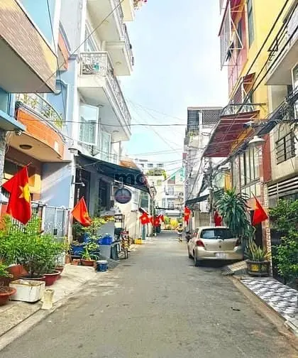 Căn Hộ Dịch Vụ 6 Tầng Tn 100Tr/Tháng Hẻm Nhựa 6M Lý Phục Man, Quận 7
