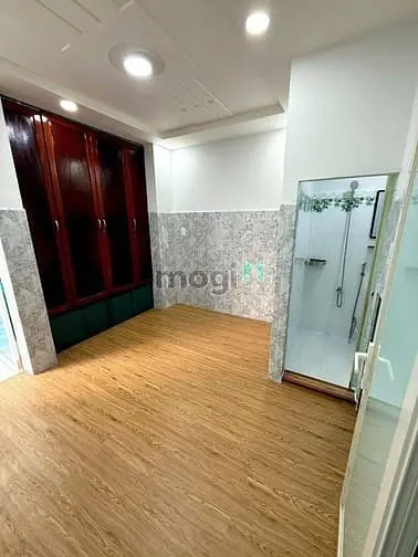 Mua Nhà To Tặng Nhà Nhỏ Tặng Full Nội Thất Giá Nhỉnh 5Tỉ