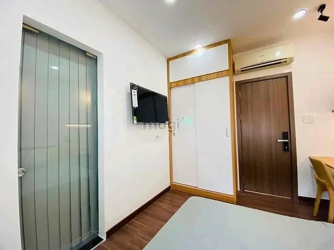 Cho Thuê Nhà 3 Phòng Ngủ Full Nội Thất Đường Sư Vạn Hạnh, P.10, Q10