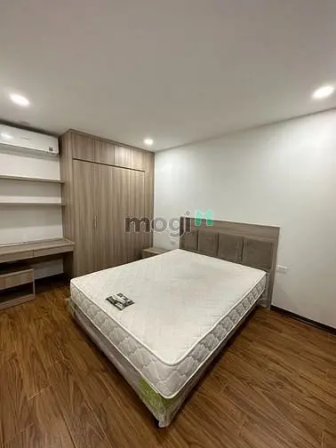 Cho Thuê Chung Cư 1Ngủ 1 Khách Trúc Bạch *Full Đồ Cao Cấp - Thang Máy*