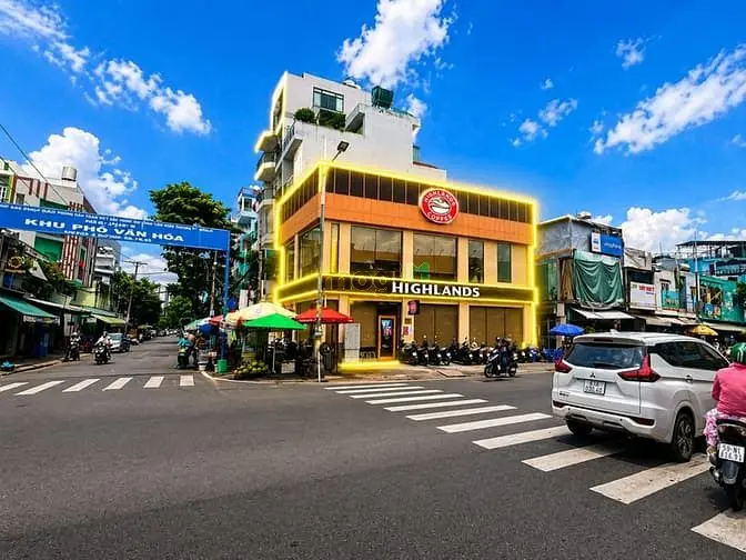 Bán Nhà Góc 2Mt Dương Bá Trạc 14M - Đang Cho Highlands Coffee Thuê