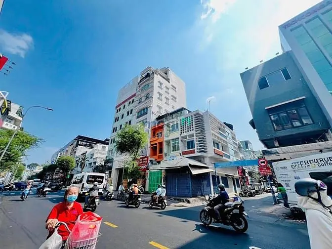 Cho Thuê Nhà Góc 2Mt Sư Vạn Hạnh - Gần Vạn Hạnh Mall - 4 Tầng Rộng Rãi