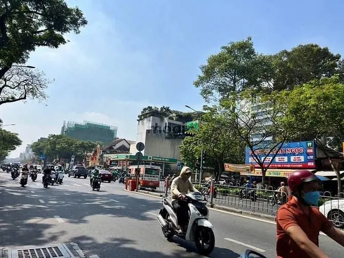 Cho Thuê Mb Sát Đh Khoa Học Tự Nhiên - Ngang 10M, Dtsd 300M2