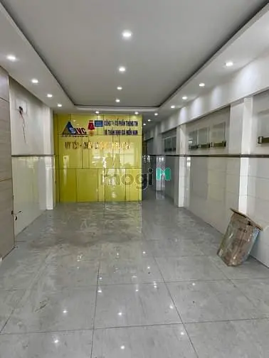 Cho Thuê Nhà 359 Nguyễn Trãi, Quận 1 - Hơn 600M2, Trệt 4Lầu, Giá 93Tr