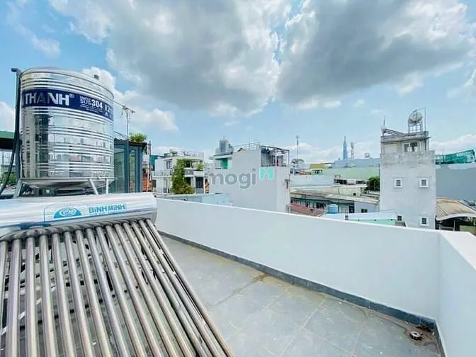 Nhà Hẻm Xe Hơi Huỳnh Mẫn Đạt Q.5 3,2M X 9M 2Pn 2Wc