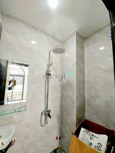 Bán Gấp Nhà Hẻm Xe Hơi Lê Thánh Tôn Q7 4,9M X 8M 3Pn 3Wc Có Sổ Hồng