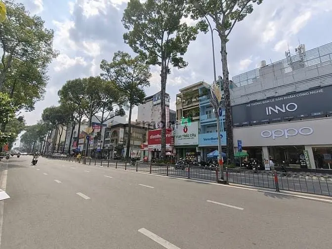 Cho Thuê Góc 2Mt 296 Ba Tháng Hai, Gần Tttm Vạn Hạnh Mall