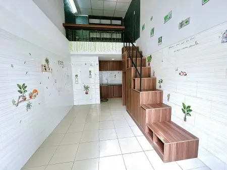 Phòng Studio Có Gác, Nội Thất Cơ Bản Như Hình. Nằm Kiot Trệt Siêu Thuận Lợi. Ngay Hoàng Diệu 2