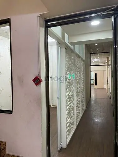 Cho Thuê Nhà 359 Nguyễn Trãi, Quận 1 - Hơn 600M2, Trệt 4Lầu, Giá 93Tr