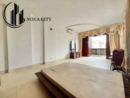 Cho Thuê Căn Hộ Ban Công Siêu Rộng Ngay Aeon Quận 8