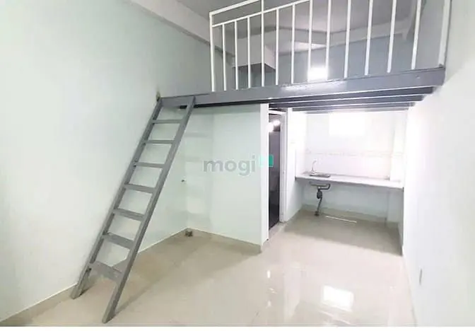 Bán Nhà Mặt Phố Quận 7 Diện Tích 200M2 Hàng Hiếm