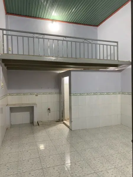 Nhà Trọ Giá Rẻ, Ngay Trung Tâm Thành Phố Gần Chợ, Đường Lớn, Trường Học Từ Mẫu Giáo Đến Cấp 2 - 3