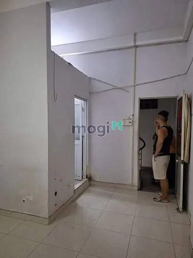 1Tỷ690 Ngô Quyền Q10 4*8M 3 Tầng 2Pn Hướng Đông ♥️♥️ Quận 10. 💰 Giá