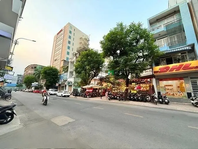 Bán Nhà Phường Bàn Cờ Quận 3 – Nguyễn Thiện Thuật – 62M² – 3 Tầng Btct