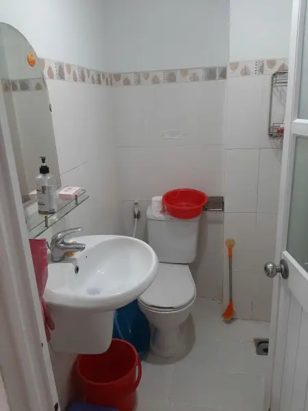 Cho Thuê Phòng Trọ Ban Công Mặt Tiền Đường Trần Kế Xương,Phường 1, Q.bình Thạnh