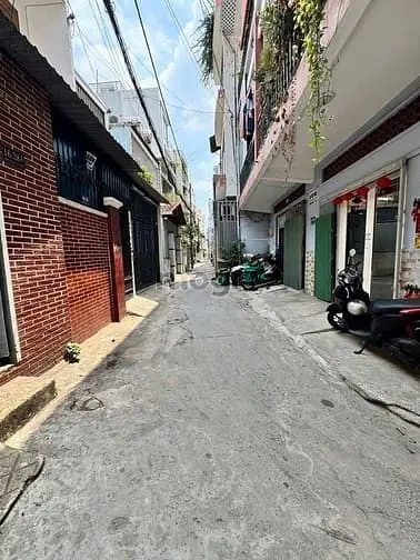 Bán Nhà Đẹp Ngay Đặng Văn Ngữ - Phan Xích Long - 46M2 - 2 Lầu