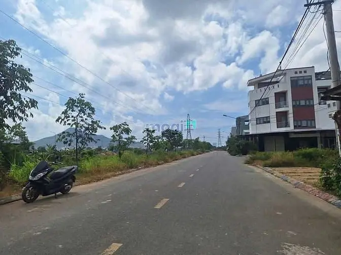 Chính Chủ Bán Đất Nền Mặt Tiền Đường 16M Ngay Khu Cây Xăng 28 - Hồ Phú