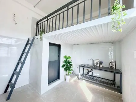 Phòng Mới Xây Xong 100%, Ngay Đỗ Xuân Hợp, Gần Cao Đẳng Công Thương, Có Máy Lạnh
