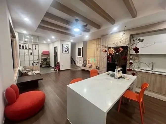 Giá Chỉ 1Tỷ100 Bán Nhanh Nhà 50M2 Đường Hoà Hưng Quận 10