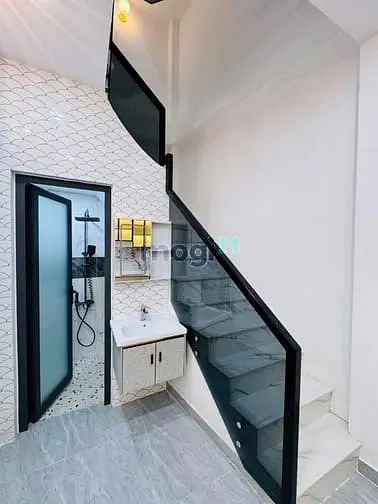 Nhà Mới Full Nội Thất Lê Văn Sỹ,Q3-Dt:33,12M2-1 Trệt 2 Lầu-Giá:2 Tỷ 50