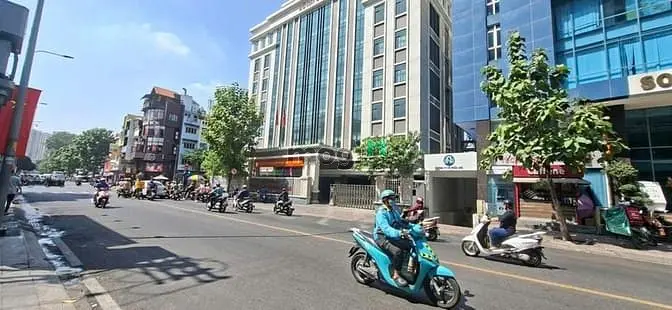 Hẻm Ot 4M Bờ Kè Hoàng Sa - Nguyễn Thông - Ngã 6 Dân Chủ Q.3 4,1 X12,5