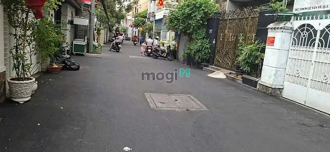 🏡Chính Chủ Bờ Kè Hoàng Sa - Lê Văn Sỹ 4M X 14M Ô Tô Đậu Trong Nhà