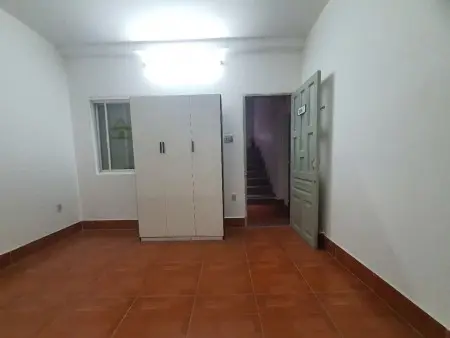 Phòng Tăng Bạt Hổ Sát Đh Văn Lang Cs2 Bv Ung Bướu Lê Quang Định Sườn Nướng Muối Ớt Nơ Trang Long