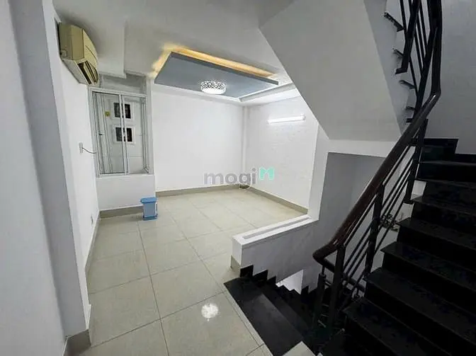 Nhà Hxh Vào Nhà Hoàng Hoa Thám,Phú Nhuận-Dt:46,3M2-5Pn- Giá:2 Tỷ 3-Shr