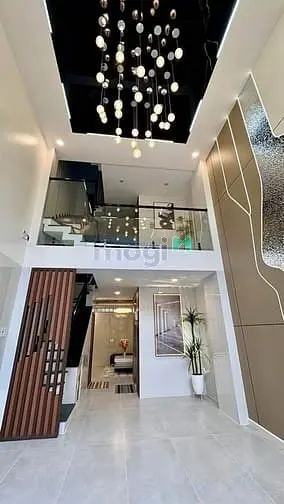 Trung Tâm Quận 11,Lạc Long Quân-Gồm: 4Pn, 4Wc Diện Tích:42M² Chỉ 2.8Tỷ