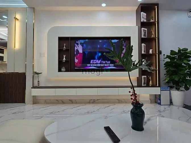 Bán Nhà Huỳnh Tấn Phát Quận 7-Giá: 1,550Tỷ-3 Phòng Ngủ, 3 Wc