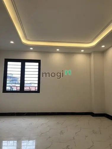 Phố Ngọc Lâm – Long Biên Ô Tô – 81 M2 – 6 T – Mt 4.8 M – Giá 21.3 Tỷ.