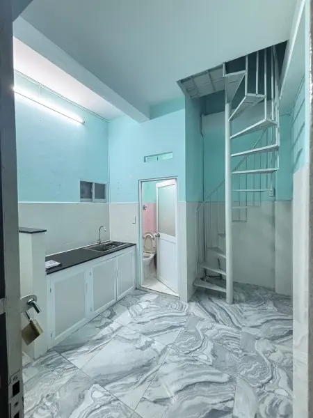 Cho Thuê Nhà 2 Tầng Căn Góc Hẻm 150 Lý Chính Thắng Q3 Chỉ 8Tr
